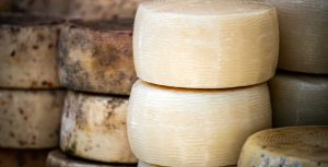 formaggio pecorino sardo